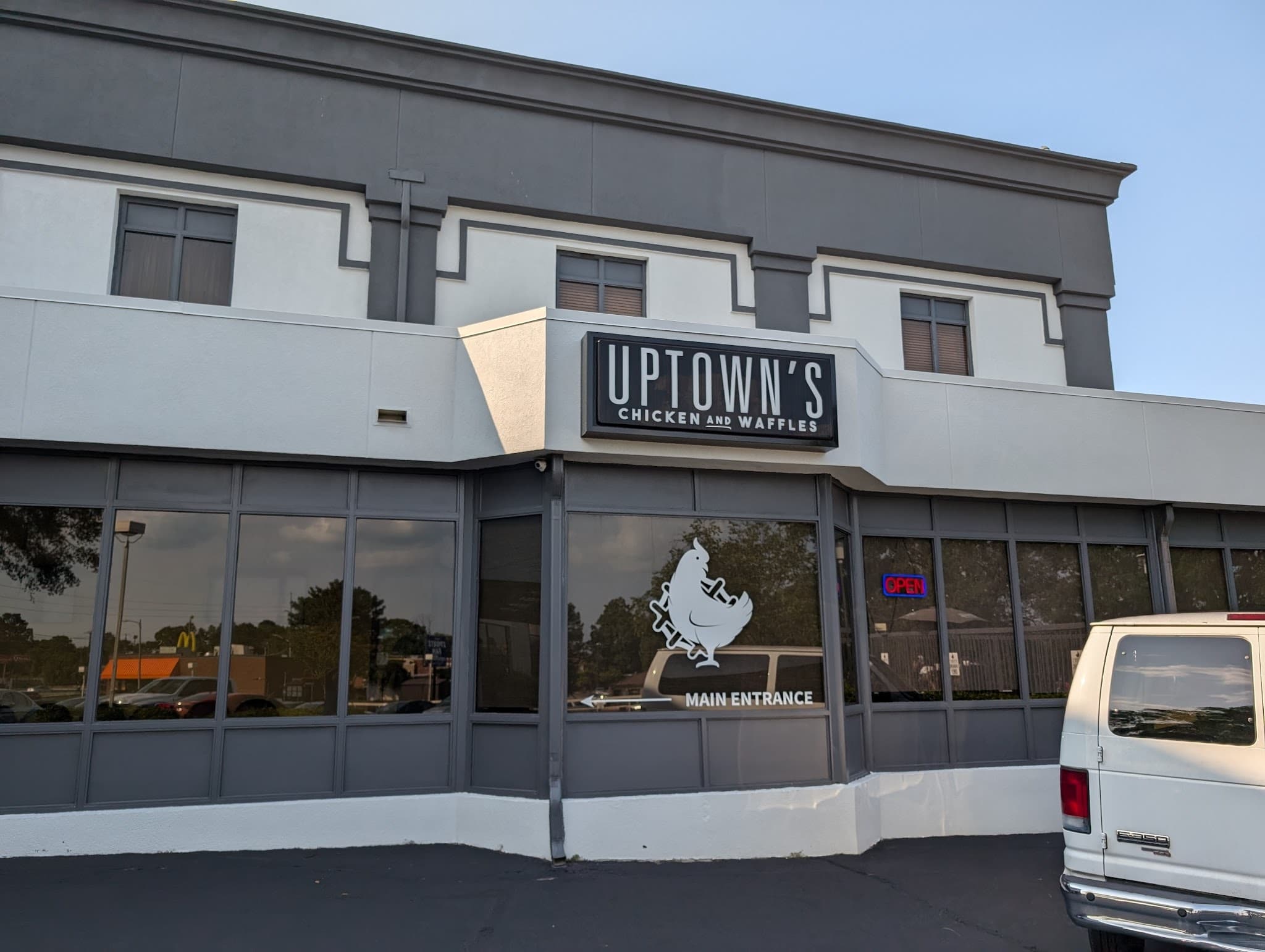Uptown Chicken And Waffles
