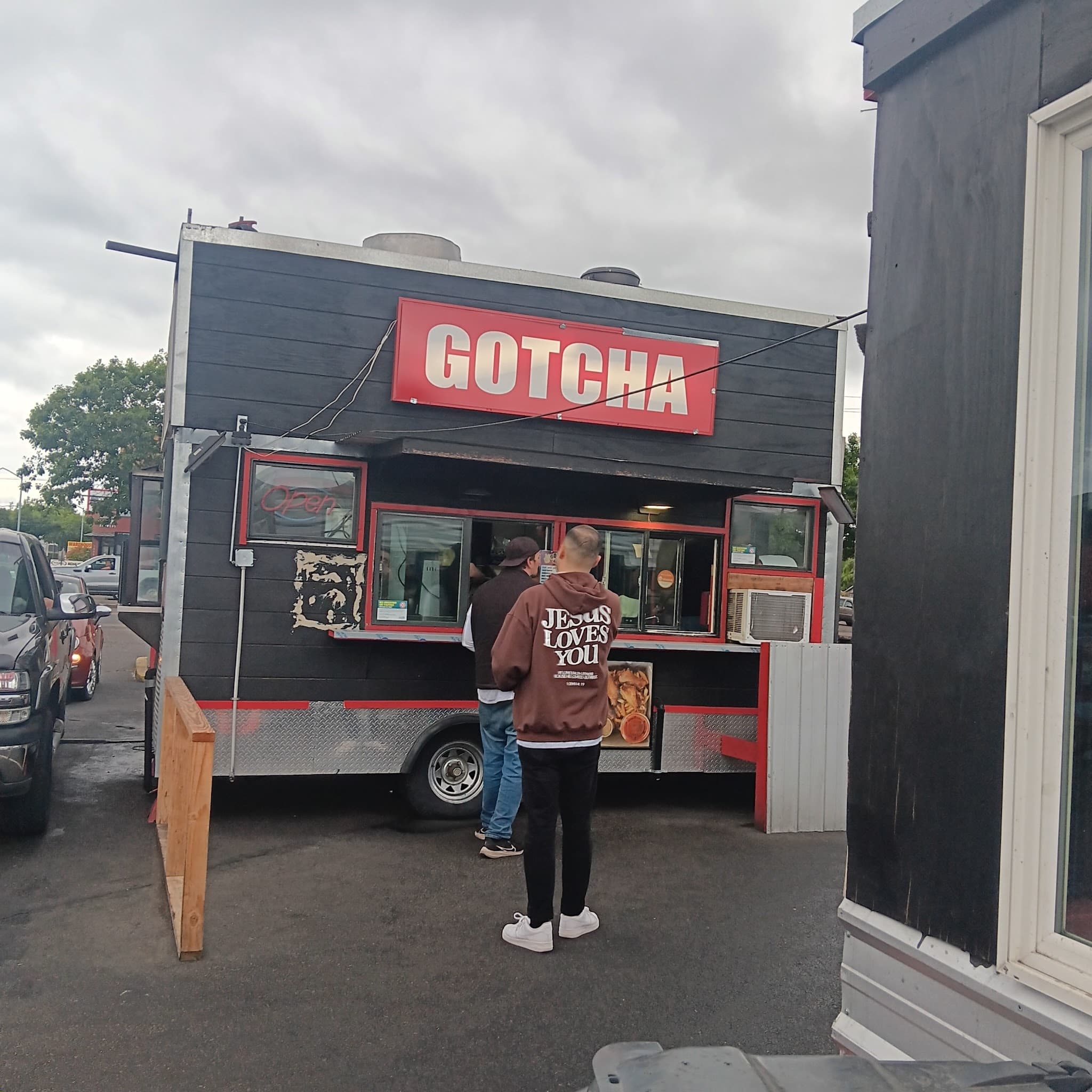 Golden Rooster Restaurant